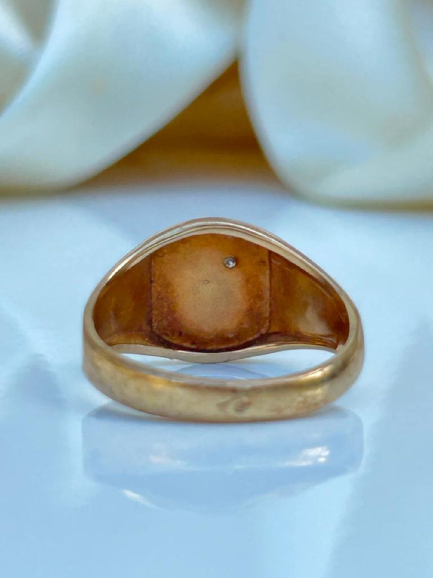 Vintage Diamond Gold Signet Ring - Image 6 of 7