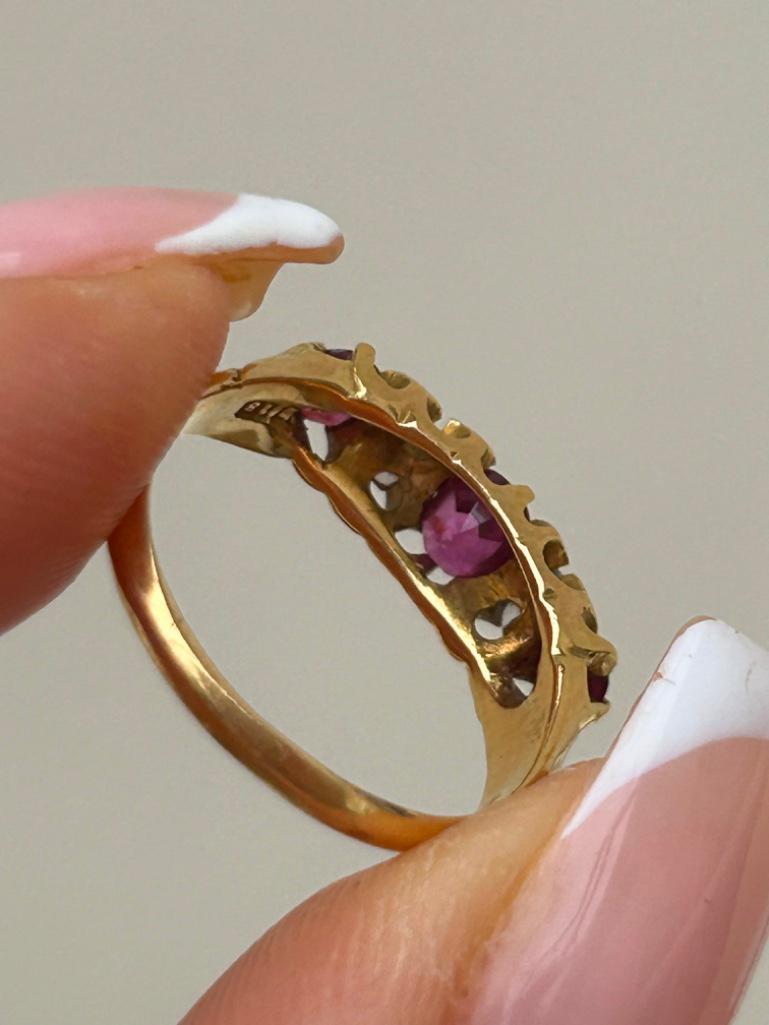 18ct Yellow Gold Ruby and Diamond Ring - Image 8 of 8