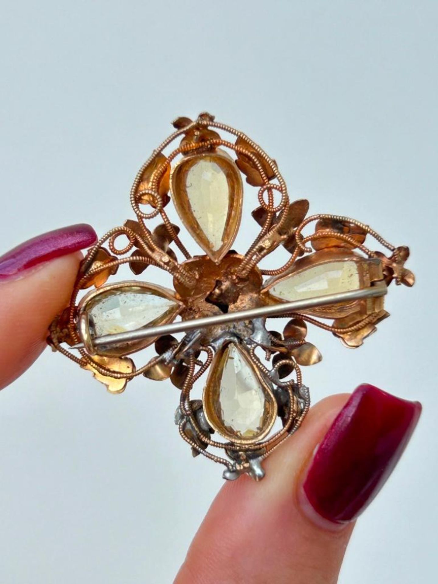 Antique Large Gold and Citrine Floral Brooch - Image 8 of 8