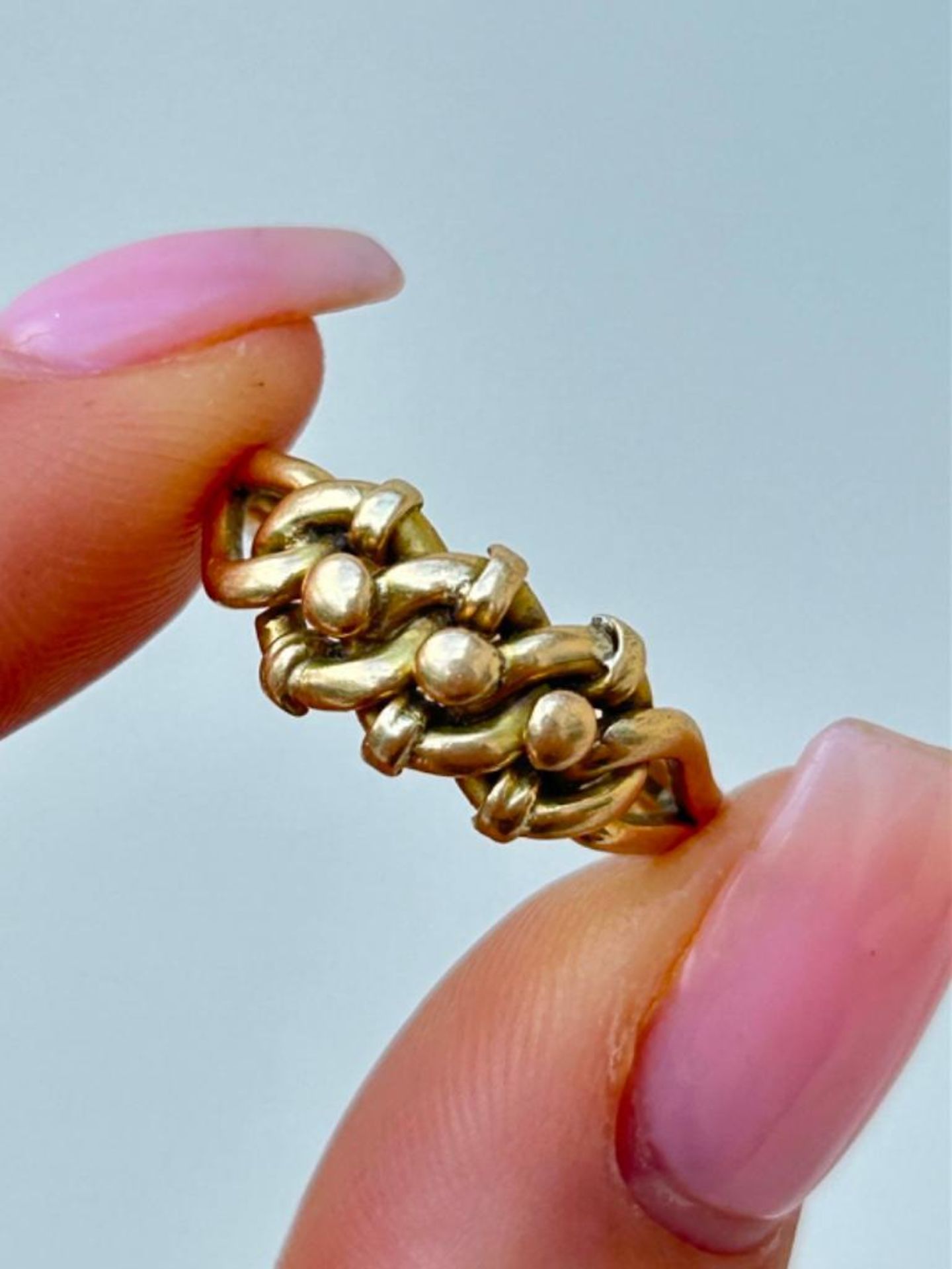 Chunky Antique Gold Keeper Ring - Image 2 of 6