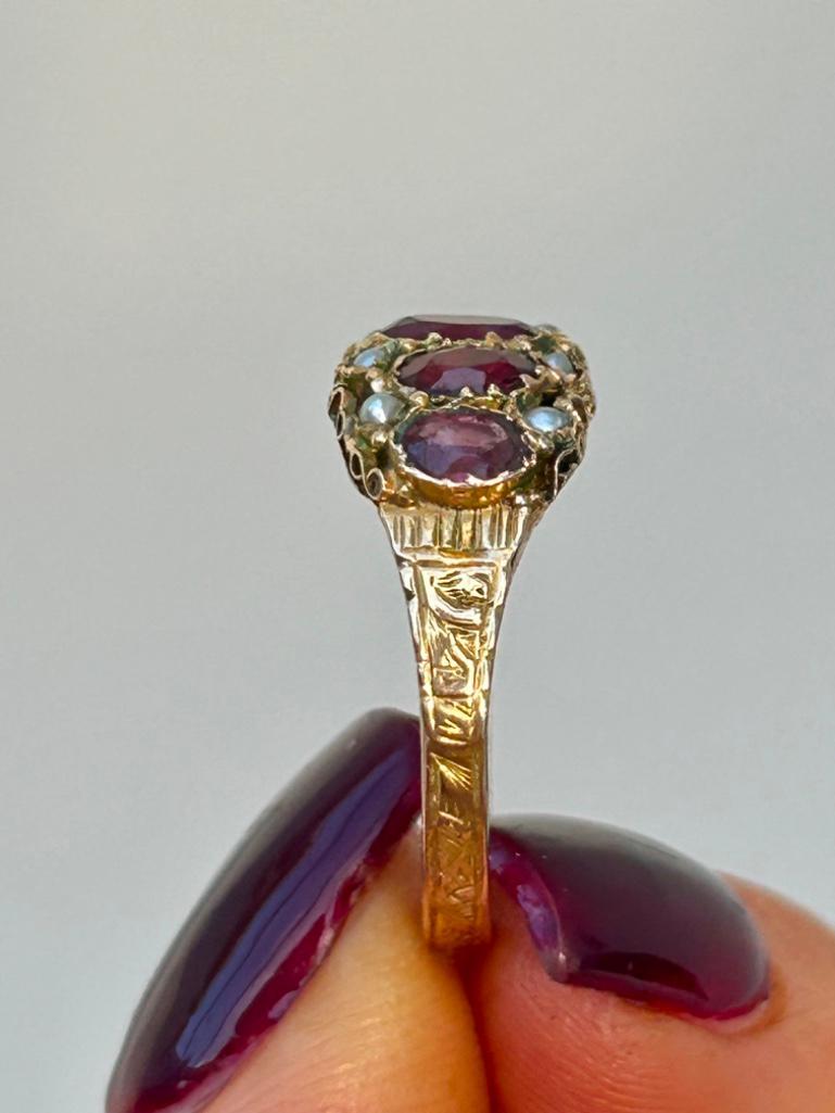 Antique 15ct Yellow Gold Ornate Amethyst and Pearl 5 Stone Ring - Image 7 of 8