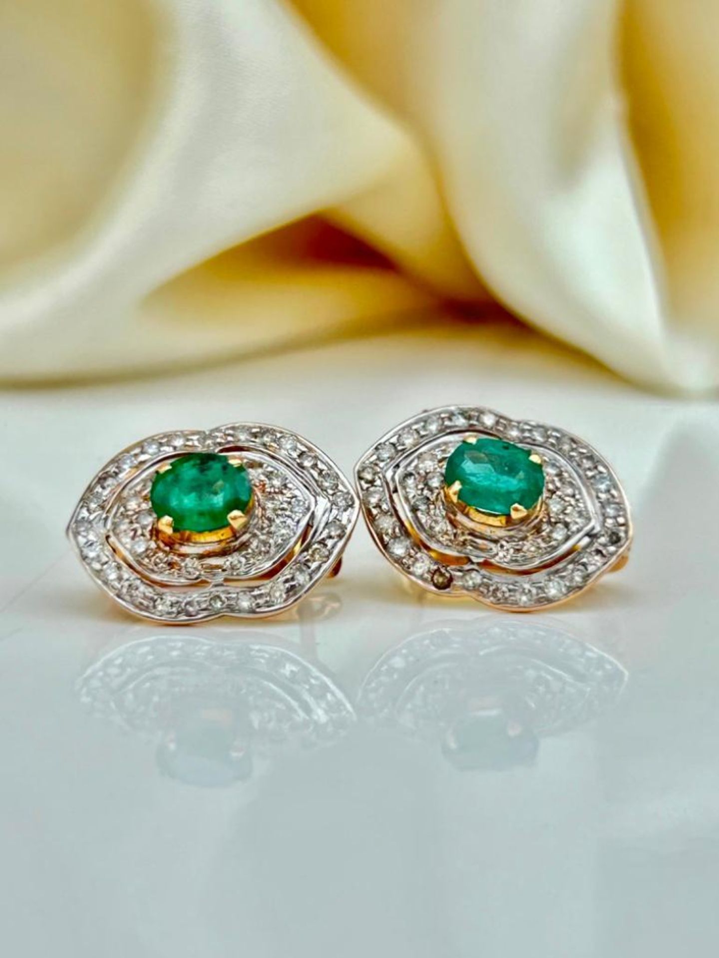 Emerald and Diamond Yellow Gold Earrings - Image 8 of 8