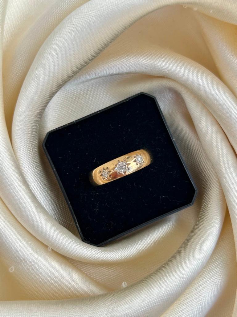 9ct Yellow Gold Diamond 3 Stone Star ring - Bild 4 aus 6