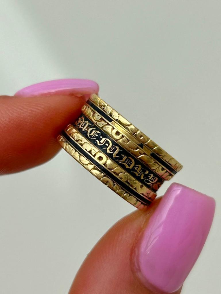 Georgian 18ct Yellow Gold Black Enamel Mourning Band Ring c.1824