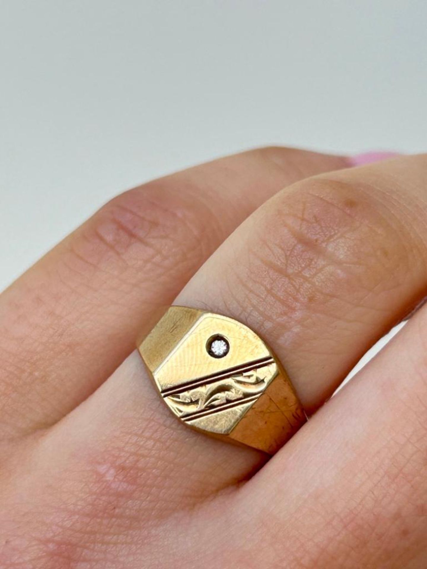 Vintage Diamond Gold Signet Ring - Image 2 of 7