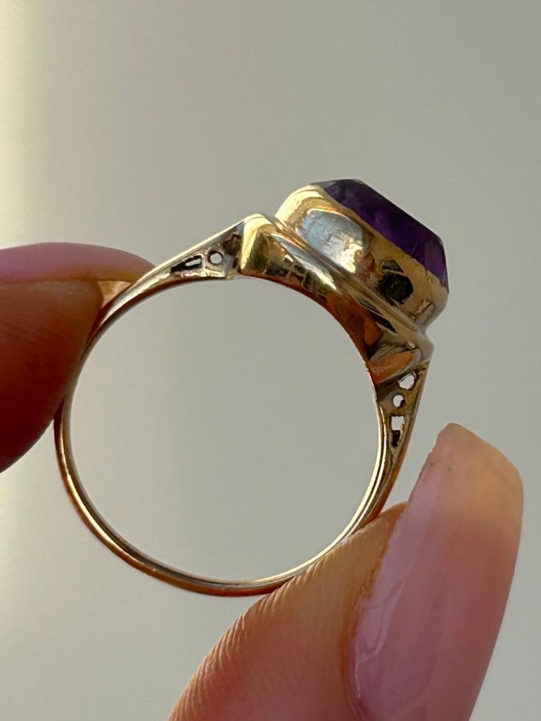 Sweet 9ct Yellow Gold Amethyst Cocktail Ring - Image 5 of 8
