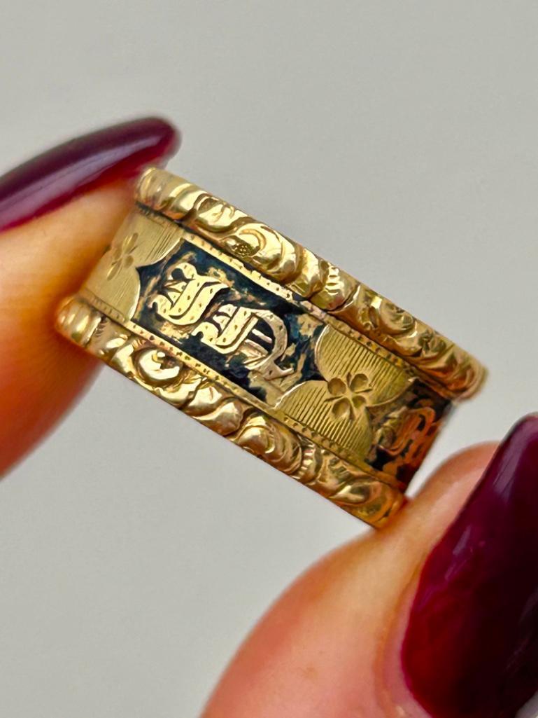 Antique C.1831 Wide Black Enamel and 18ct Gold Mourning Band Ring - Image 6 of 12