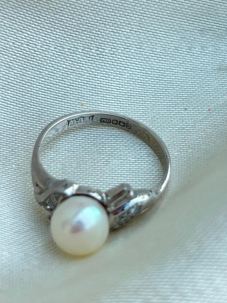 Vintage 18ct White Gold Pearl and Diamond Twist Ring - Image 7 of 8