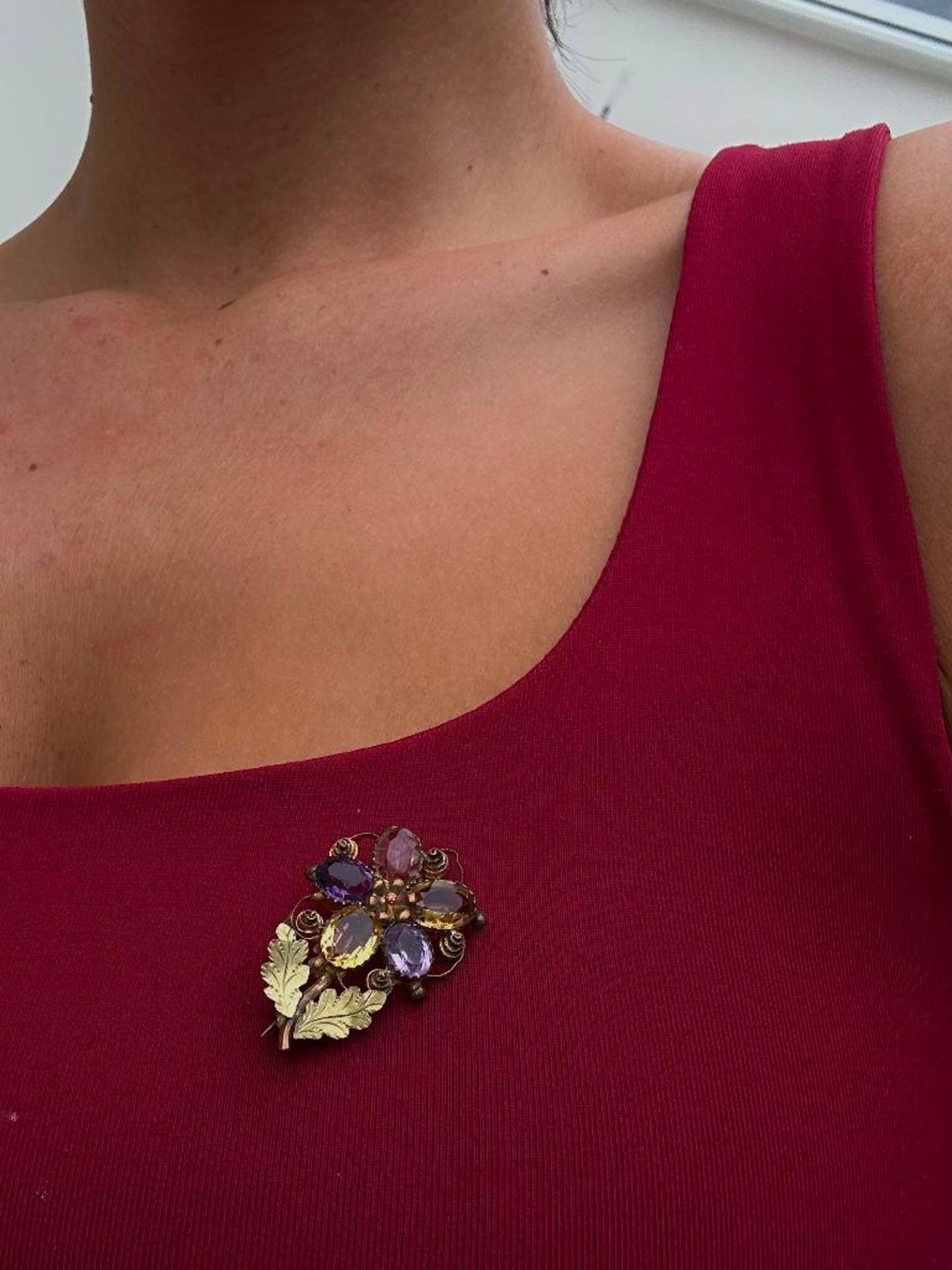 Georgian Era Large Citrine and Amethyst Flower Brooch in Gold - Image 2 of 4