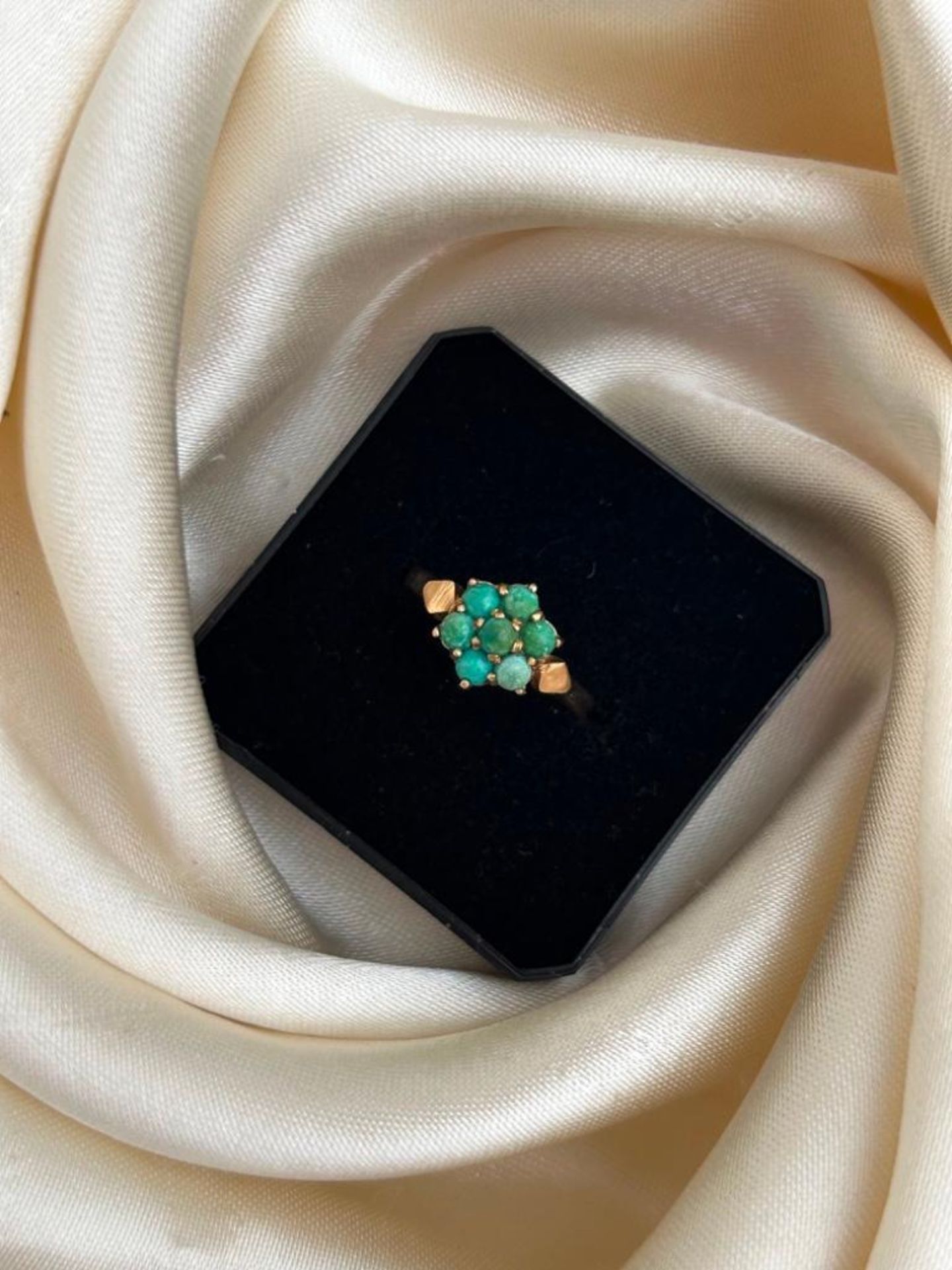 Antique Gold Turquoise Flower Cluster Ring - Image 3 of 5