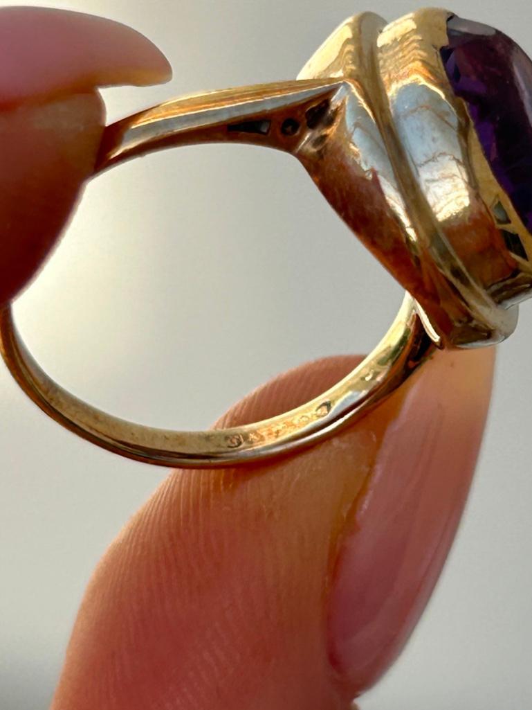 Sweet 9ct Yellow Gold Amethyst Cocktail Ring - Image 8 of 8