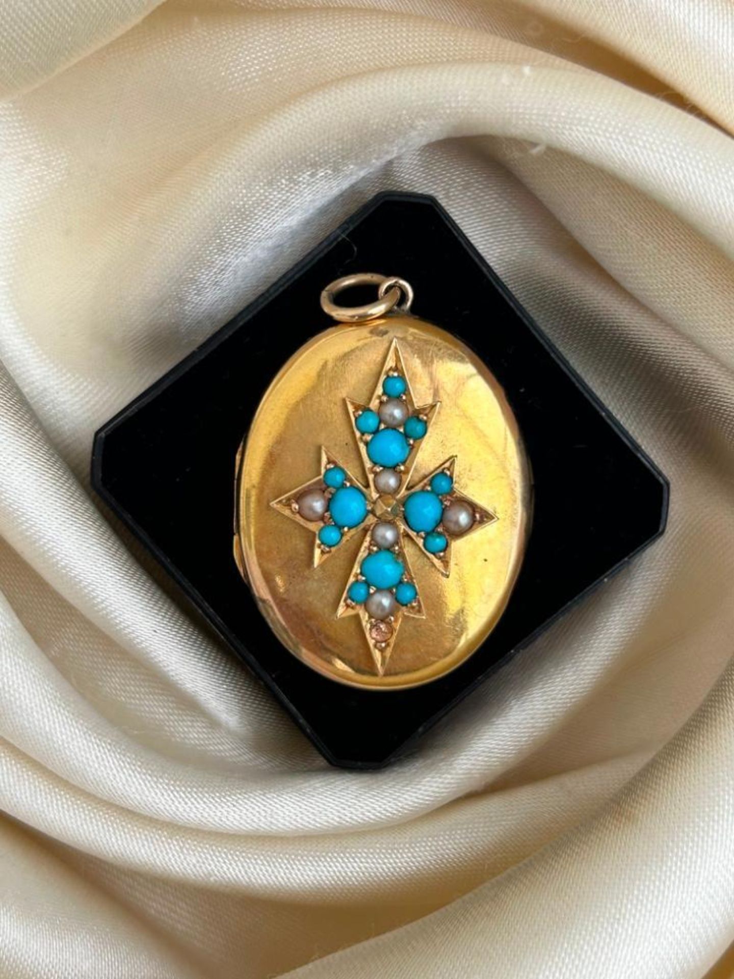 Antique 15ct Yellow Gold Turquoise and Pearl Locket Pendant - Image 3 of 4