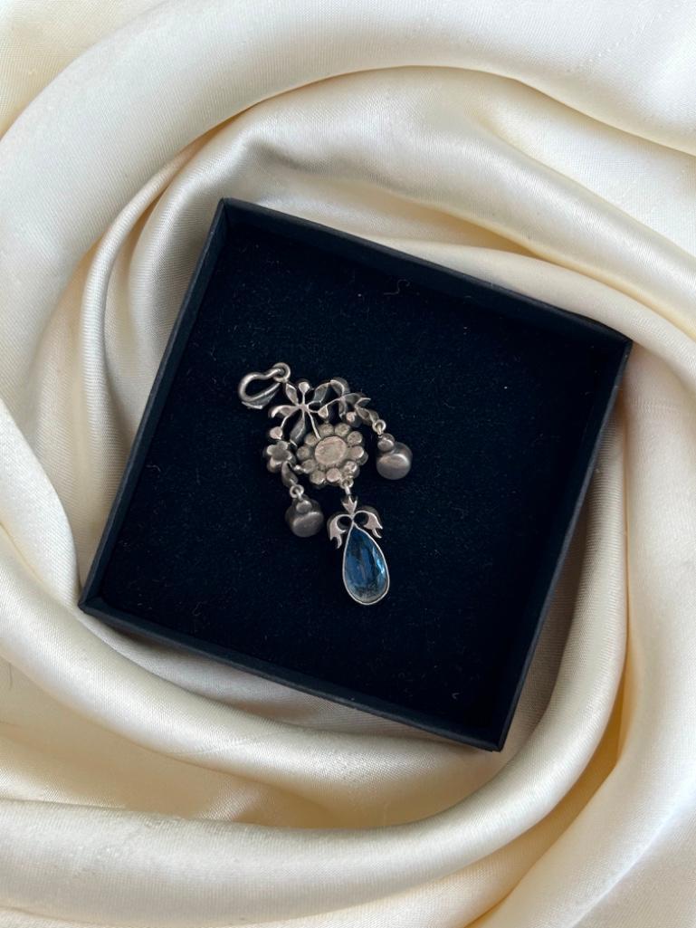 Antique Silver Blue and White Paste Drop Pendant - Image 7 of 9