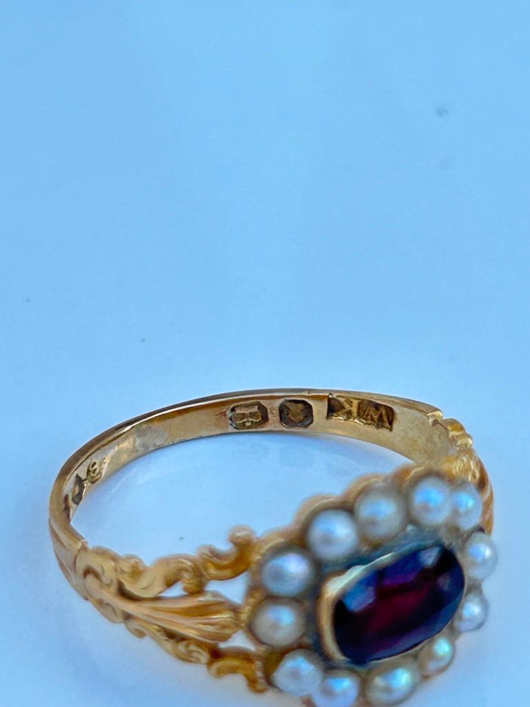 Antique 18ct Yellow Gold Garnet and Pearl Ring - Image 8 of 8