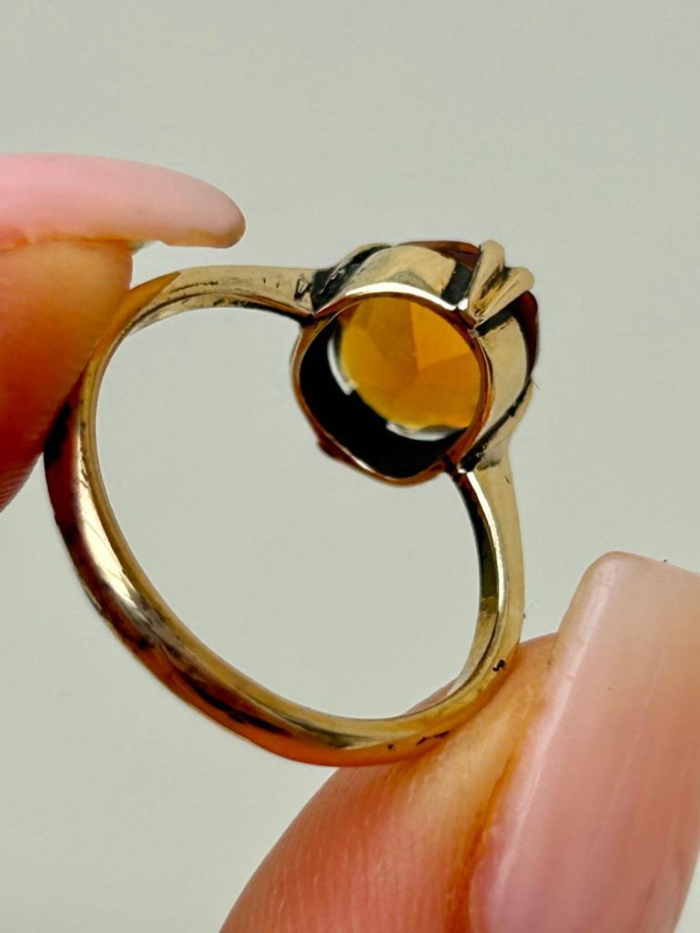 Sweet 9ct Gold Citrine Solitaire Ring - Image 5 of 6