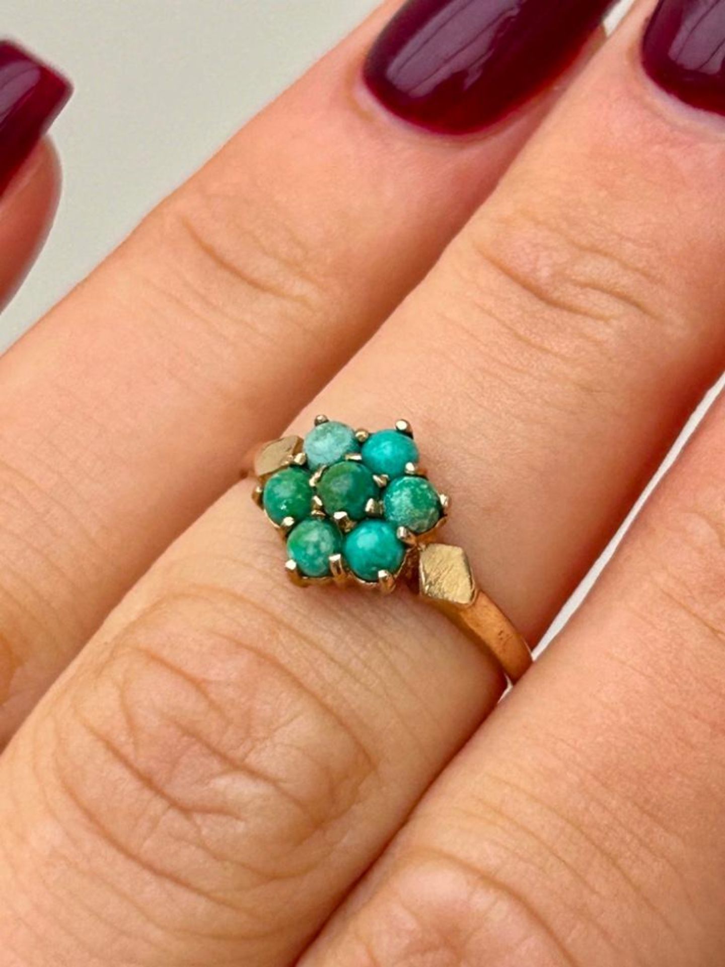 Antique Gold Turquoise Flower Cluster Ring - Image 5 of 5