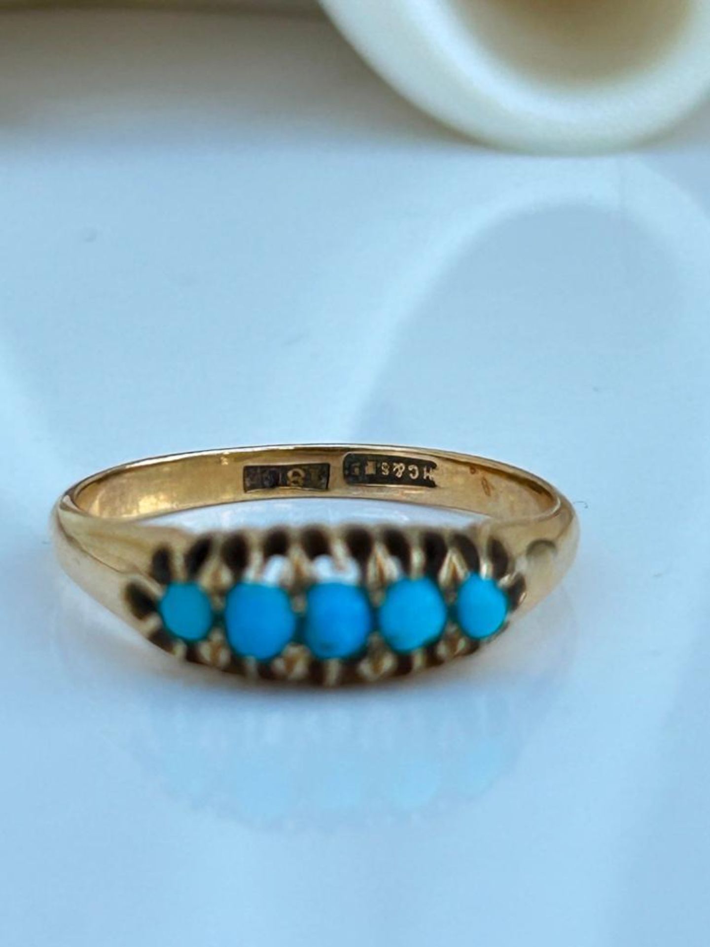Sweet 9ct Gold Turquoise 5 Stone Ring - Image 6 of 7