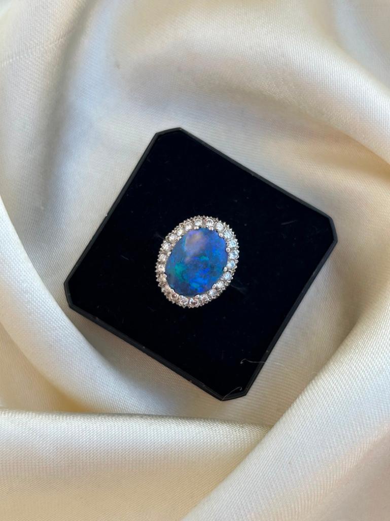 Large 18ct White Gold Black Opal and Diamond Ring - Image 5 of 9