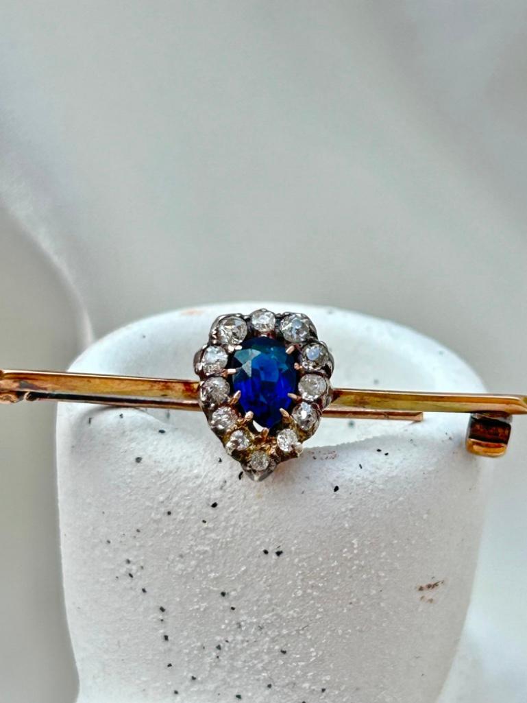 Outstanding Sapphire and Diamond Heart Bar Brooch in Gold AF - Image 2 of 7
