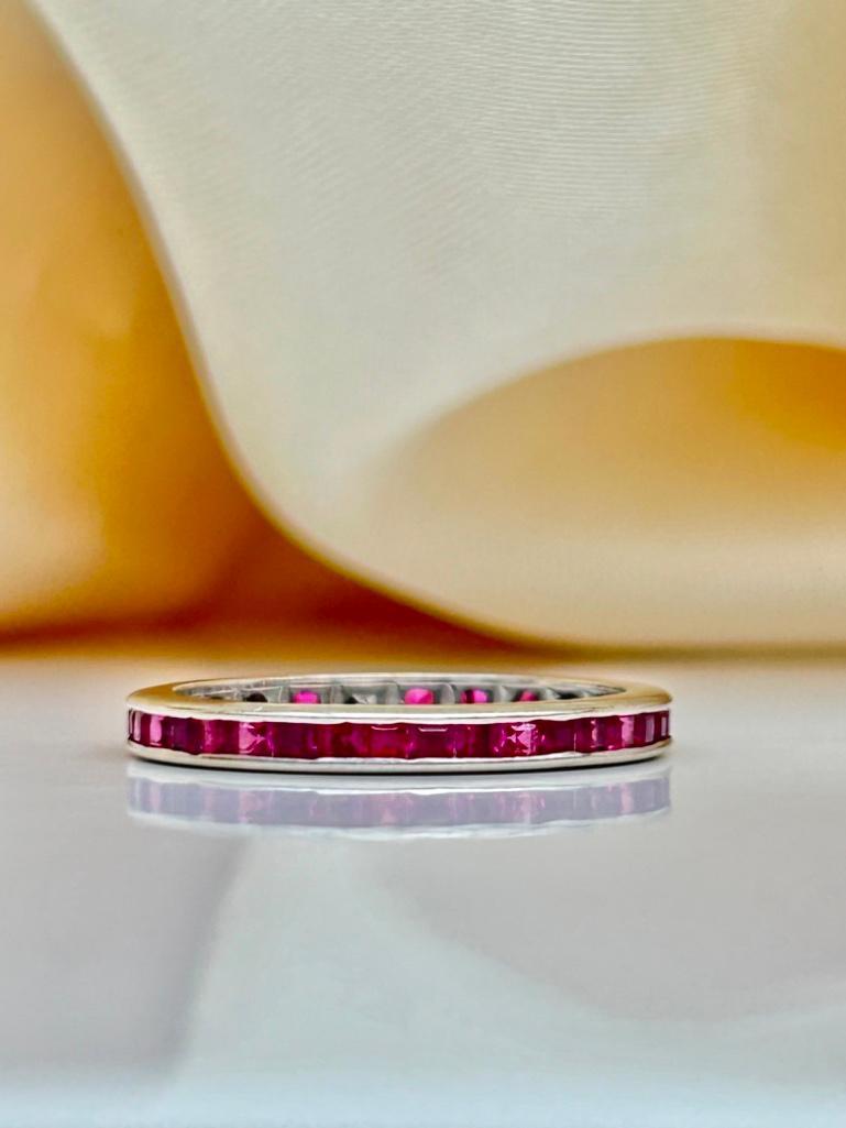 Wonderful Ruby Full Eternity Band Ring in White Gold - Image 9 of 9