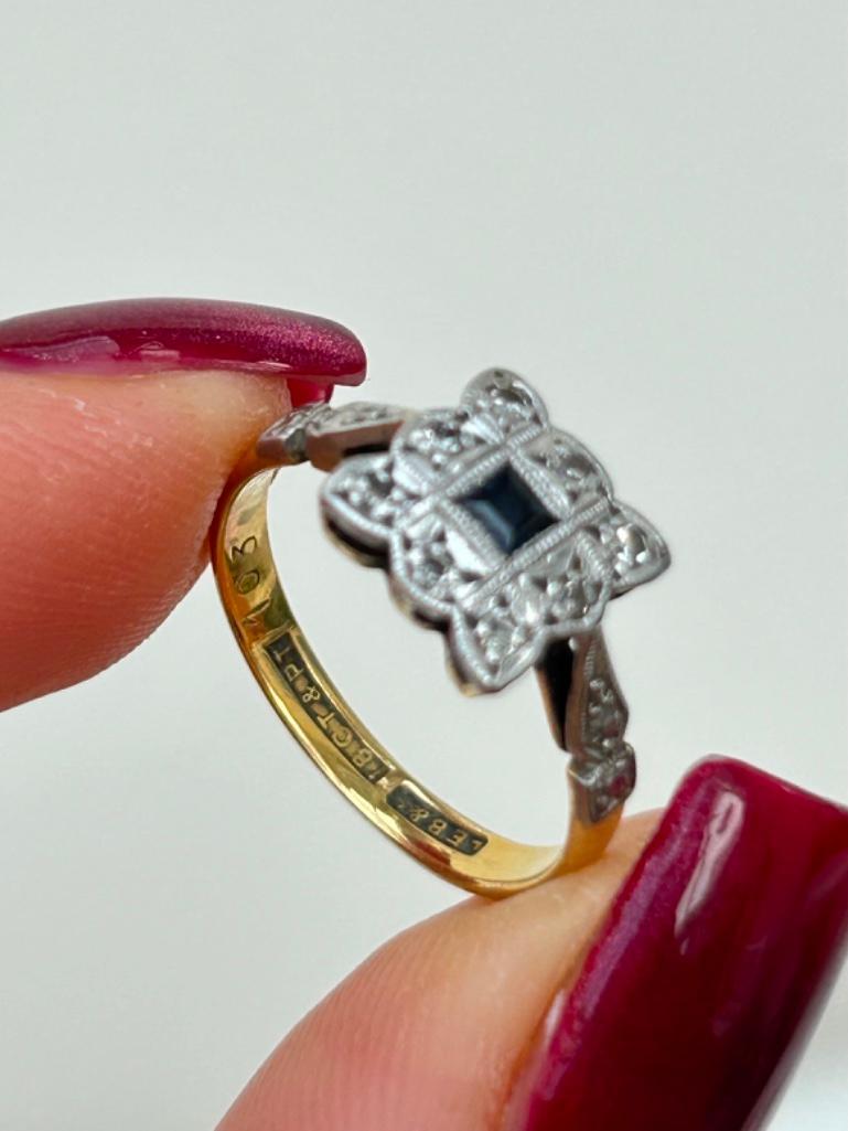 Sweet 18ct Yellow Gold and Platinum Sapphire and Diamond Square Ring - Image 7 of 8