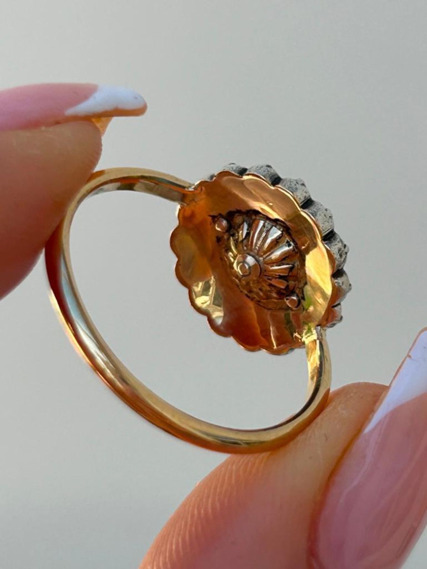 Antique 18ct Yellow Gold Diamond Cluster Ring - Image 8 of 8