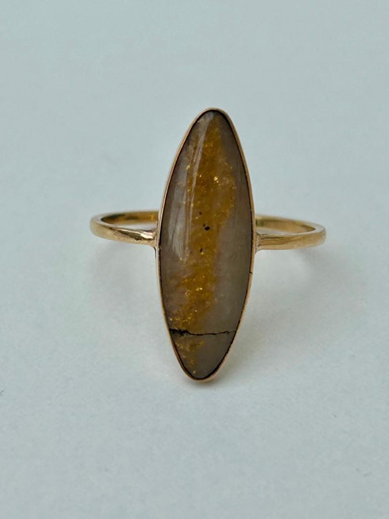 Antique Agate Navette Ring in Gold - Image 2 of 5