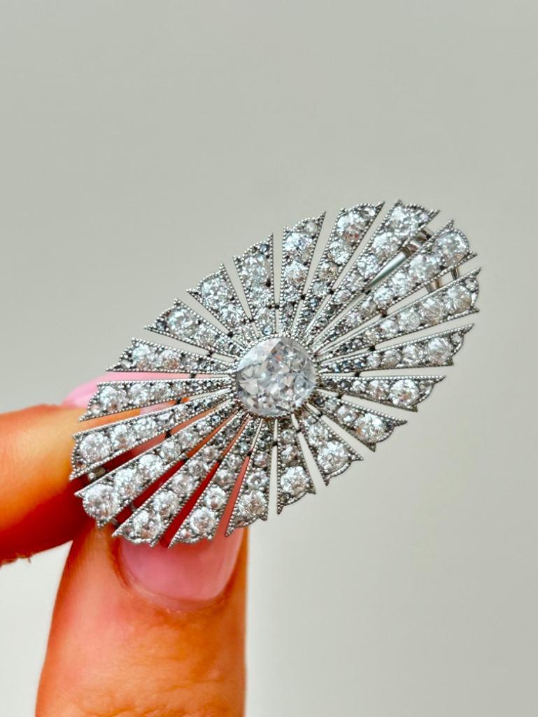 Large 5.9Carats Art Deco Era Diamond Platinum Brooch in Antique Box - Bild 2 aus 7