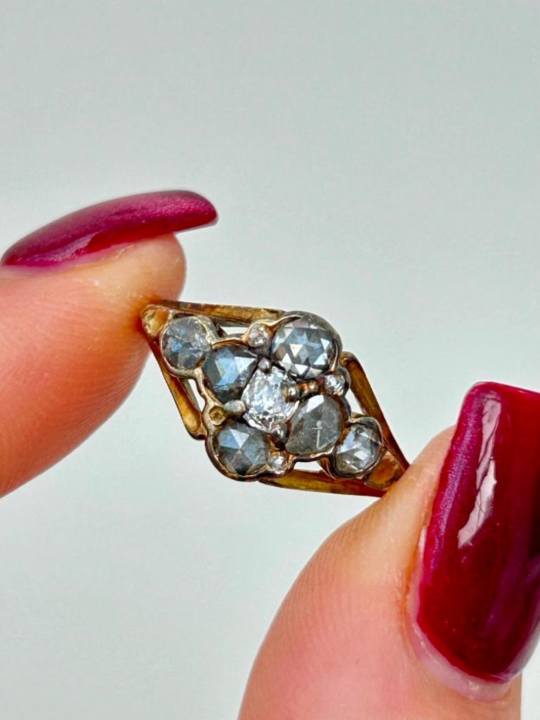 Antique Late Georgian Rose Cut Diamond Ring in Gold - Image 4 of 8