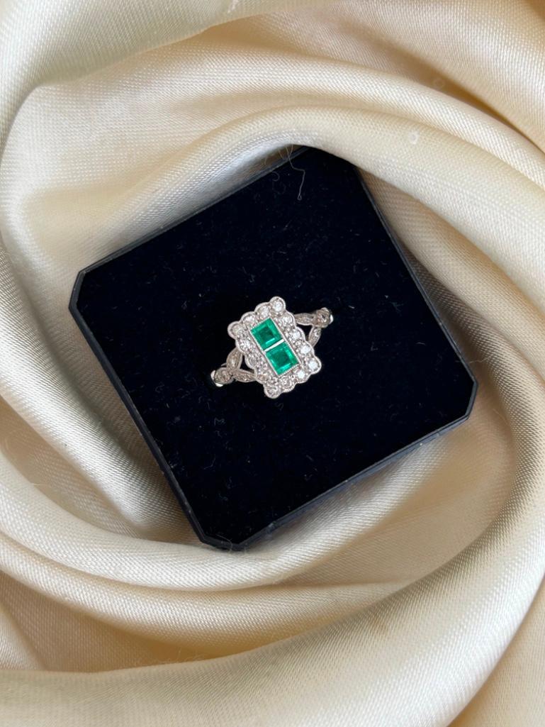 Wonderful Art Deco Era Platinum Emerald and Diamond Ring - Image 9 of 11