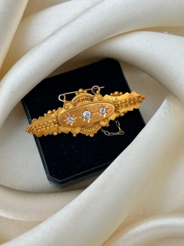 Antique 15ct Yellow Gold Diamond 3 Star Bar Brooch - Image 2 of 5