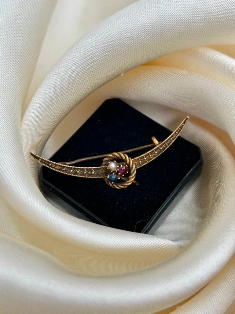 Antique 15ct Yellow Gold Ruby, Pearl and Sapphire Crescent Bar Brooch - Image 8 of 8