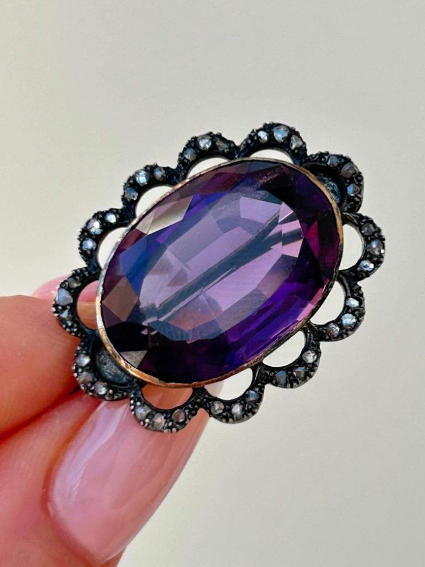 Chunky Antique 19ct Amethyst and Rose Cut Diamond Pretty Brooch in Gold