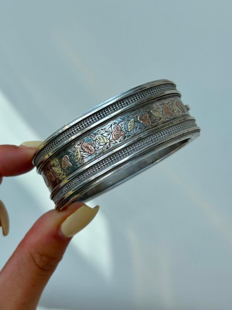 Antique Victorian Silver Bangle with Gold Overlay - Image 3 of 5