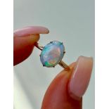 Wonderful Opal Ring in 14ct Yellow Gold