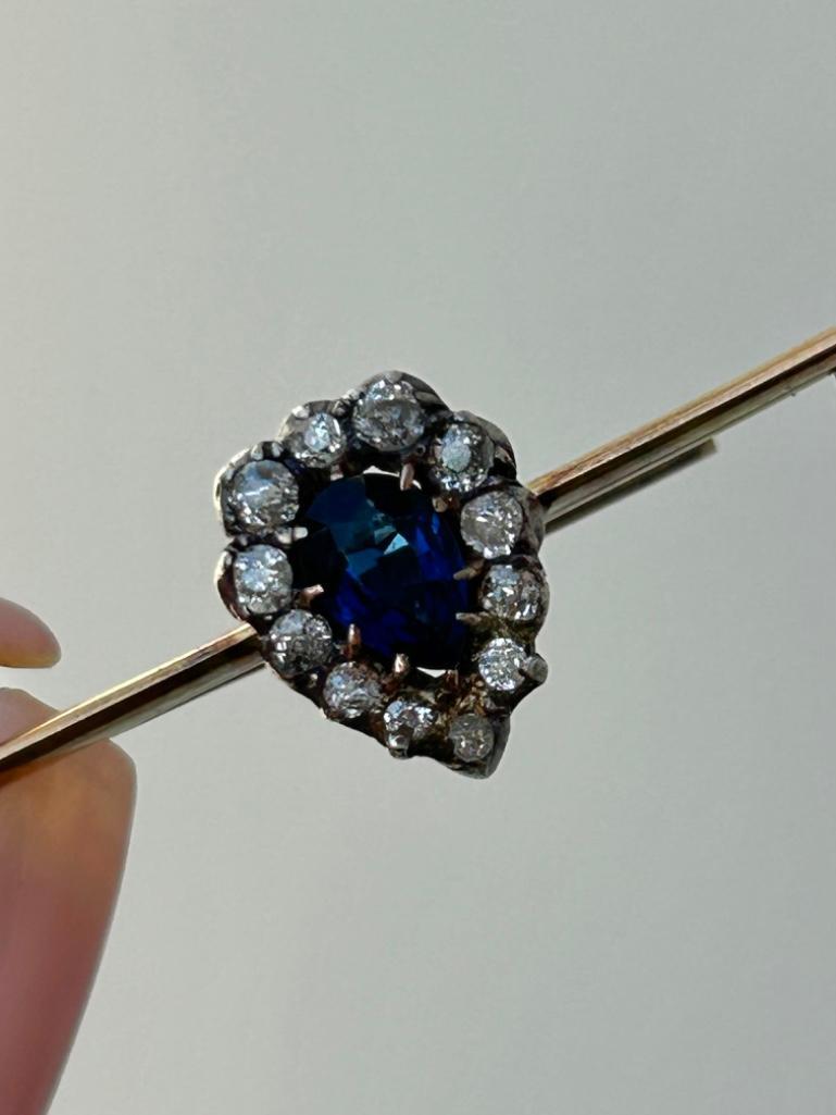 Outstanding Sapphire and Diamond Heart Bar Brooch in Gold AF - Image 7 of 7