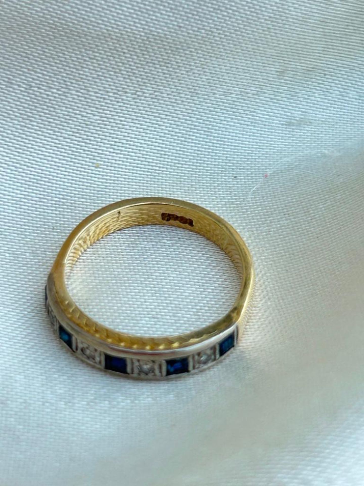 Vintage 18ct Yellow Gold Sapphire and Diamond Half Eternity Band - Image 5 of 6