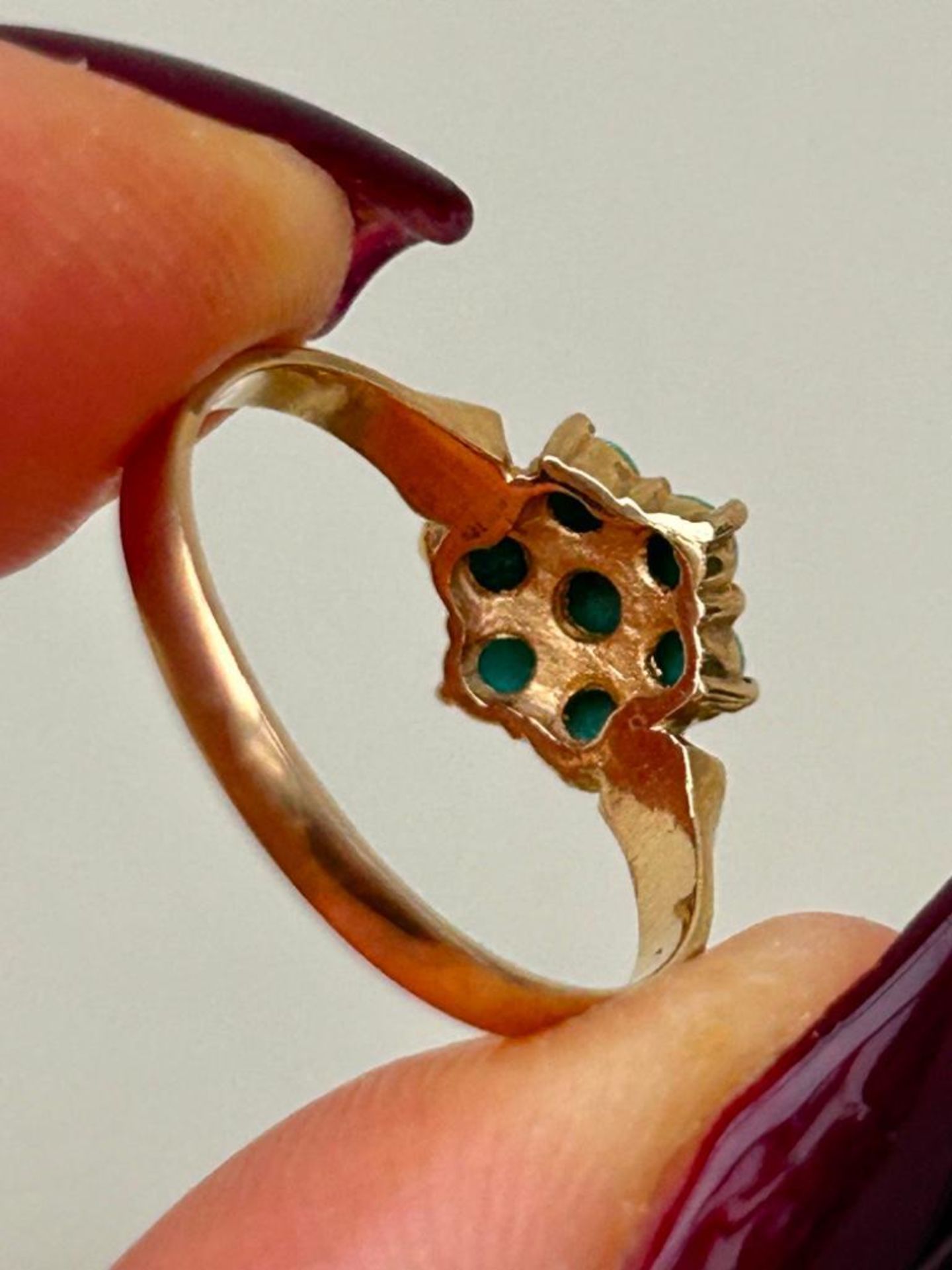 Antique Gold Turquoise Flower Cluster Ring - Image 4 of 5