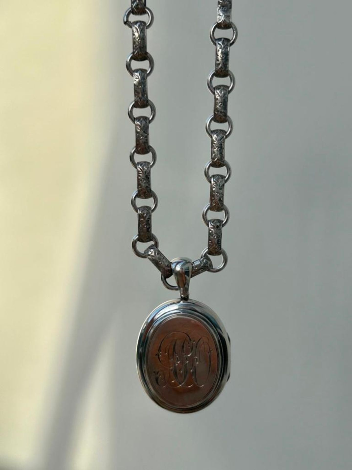 Antique Bookchain and Locket Pendant in Silver - Image 3 of 7