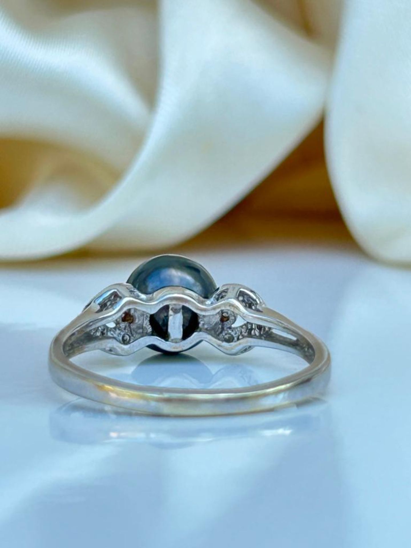 14ct White Gold South Sea Pearl and Diamond Ring - Image 7 of 9