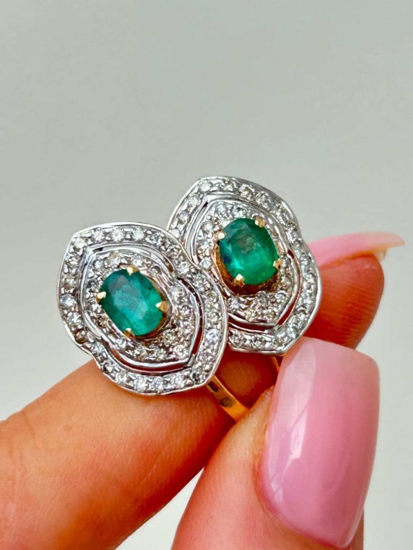 Emerald and Diamond Yellow Gold Earrings - Image 5 of 8