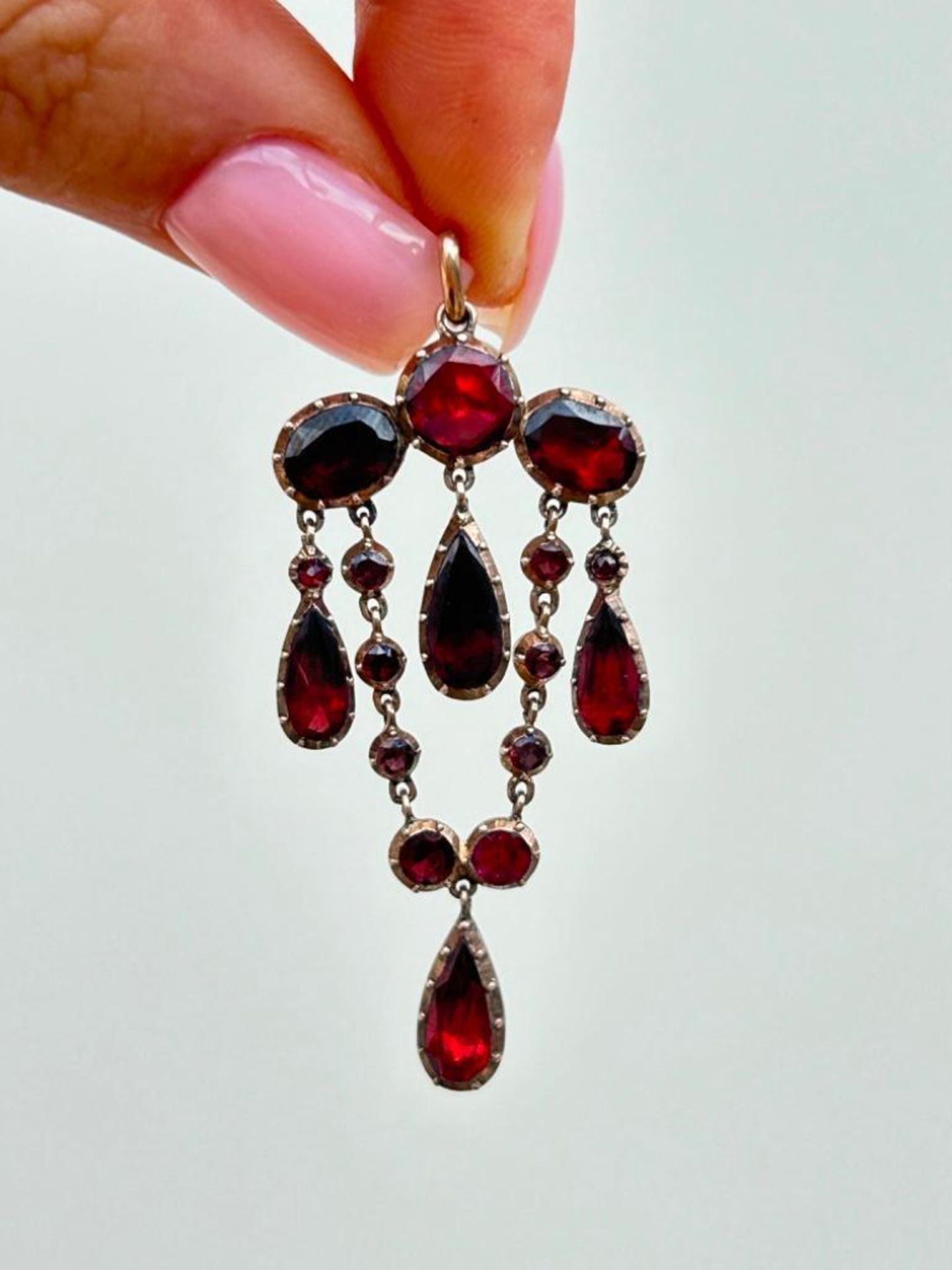 Outstanding Georgian Era Flat Cut Garnet and Gold Drop Pendant