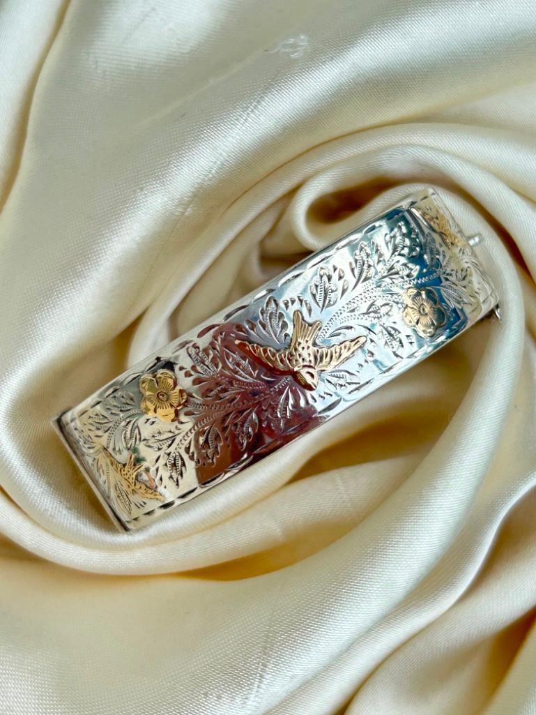 Antique C.1959 Smith and Pepper Silver and Gold Overlay Aesthetic Bangle Bracelet - Image 3 of 6