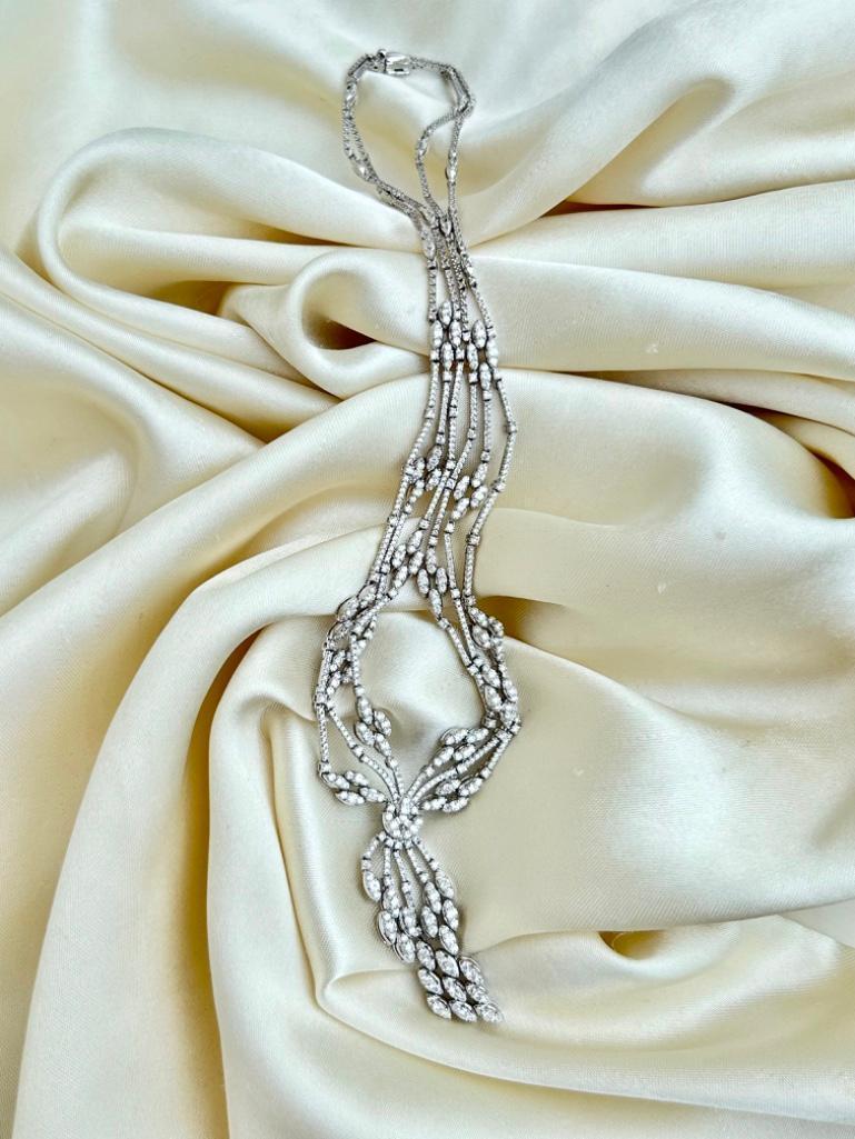 18ct White Gold and 10 Carat Plus Diamond Necklace - Image 7 of 14
