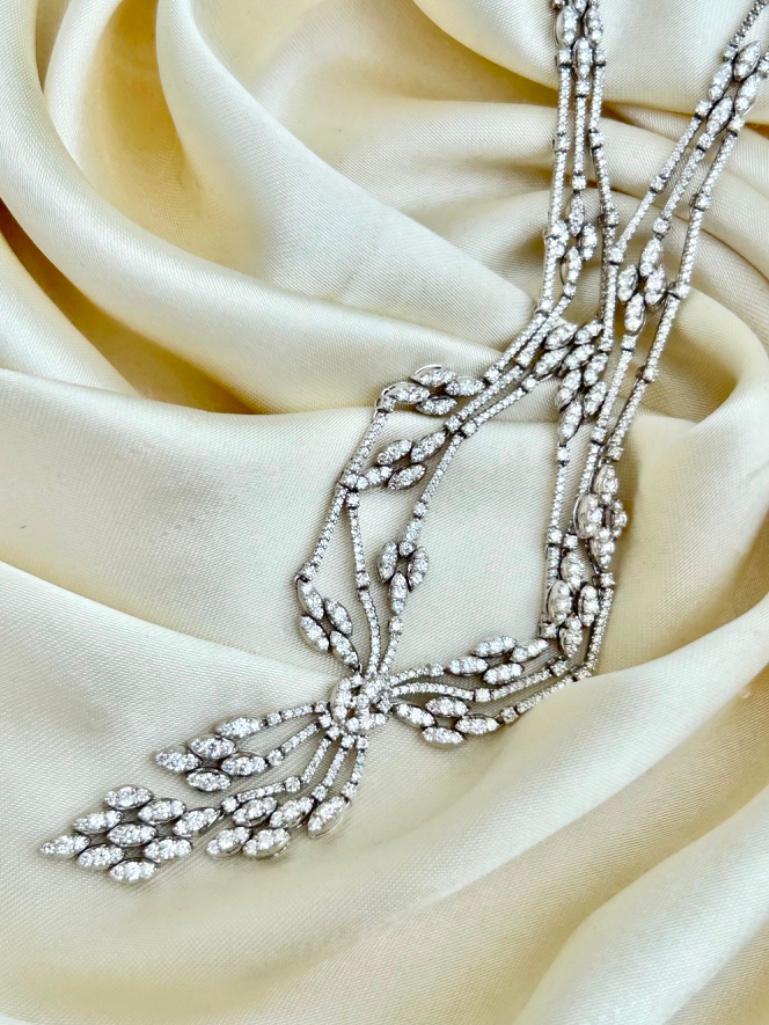 18ct White Gold and 10 Carat Plus Diamond Necklace - Image 5 of 14