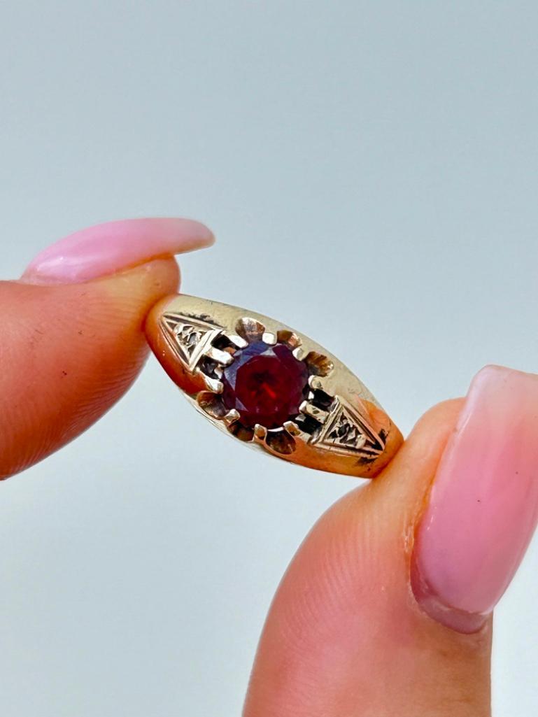 Antique Gold Garnet and Rose Cut Diamond Belcher Ring