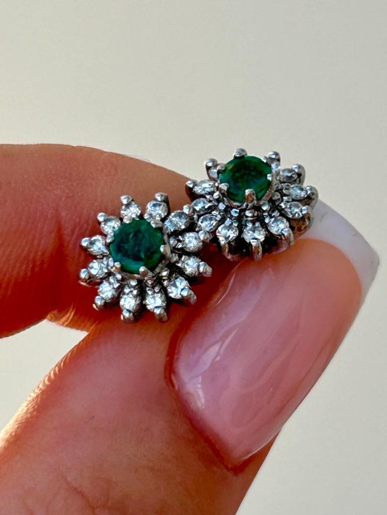 Outstanding 18ct White Gold Emerald and Diamond Flower Large Cluster Earrings - Image 4 of 7