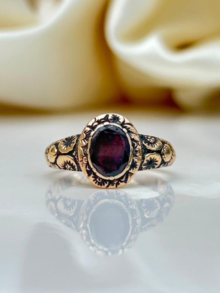 Georgian Era Flat Cut Garnet Gold Ring