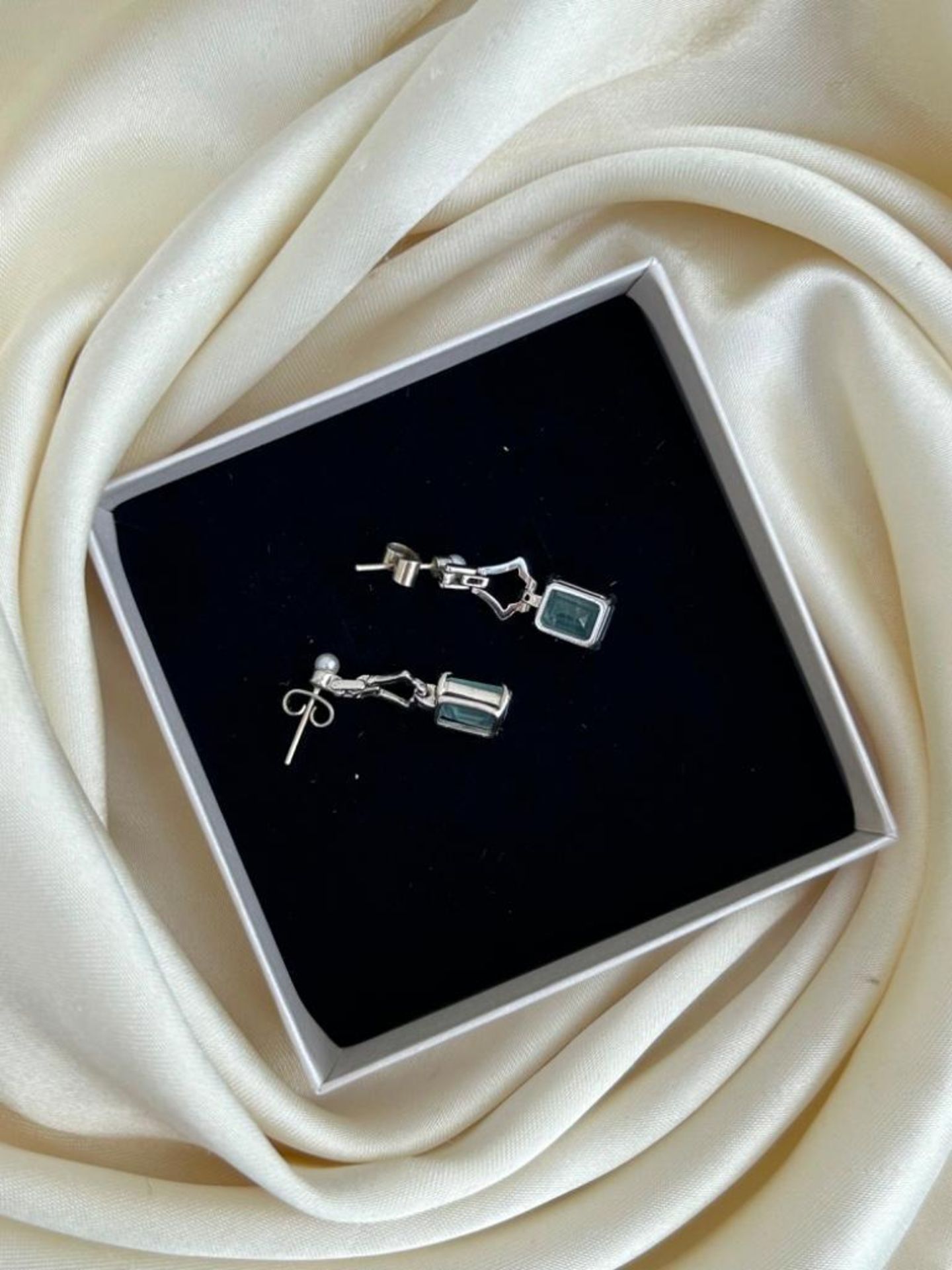 Aquamarine Diamond and Pearl 18ct White Gold Drop Earrings - Image 4 of 6