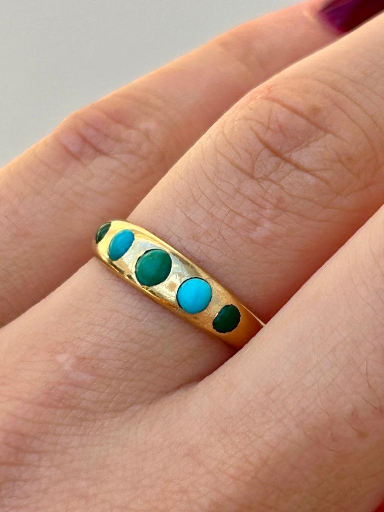 Antique 18ct Yellow Gold Turquoise 5 Stone Band Style Ring - Image 2 of 7